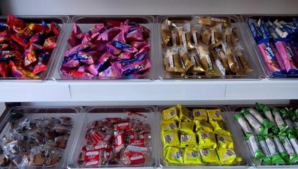 悠百佳休閑食品加盟 挖掘休閑食品市場(chǎng)的財(cái)富金礦